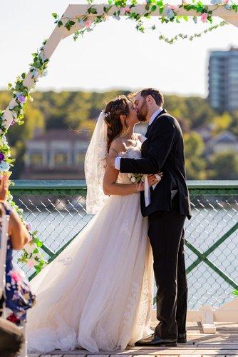 mobile - carousel-hero-element image-5