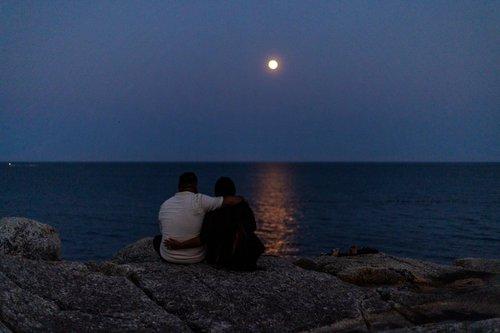 mobile - carousel-hero-element image-0