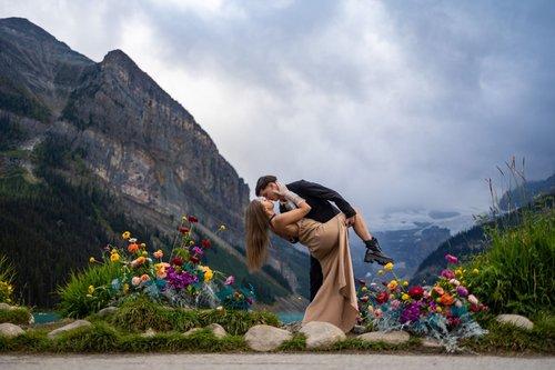 mobile - carousel-hero-element image-6